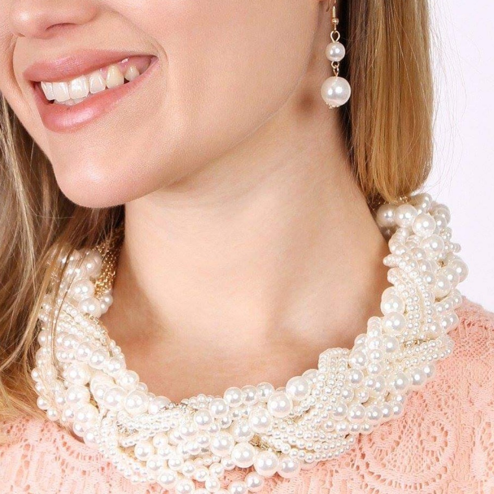 TEA TIME CLASSIC PEARL BRAIDED BIB NECKLACE SET - Picture 2 of 2